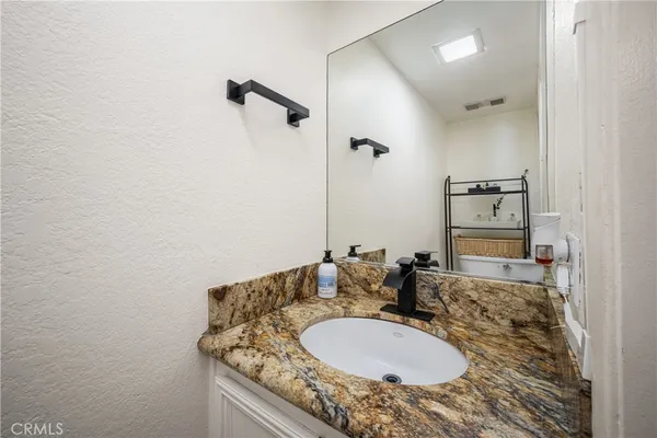 $580,000 | 26701 Quail Creek, Unit 206, Laguna Hills, CA 92656