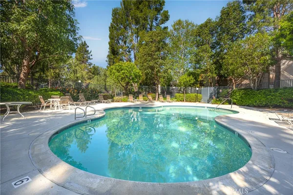 $580,000 | 26701 Quail Creek, Unit 206, Laguna Hills, CA 92656