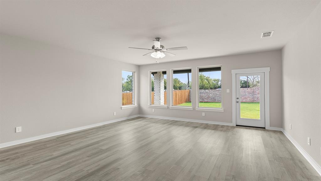 1101 Rushing Court Aubrey, TX 76227 - Photo 10 of 31 16. 1101 Rushing - Family