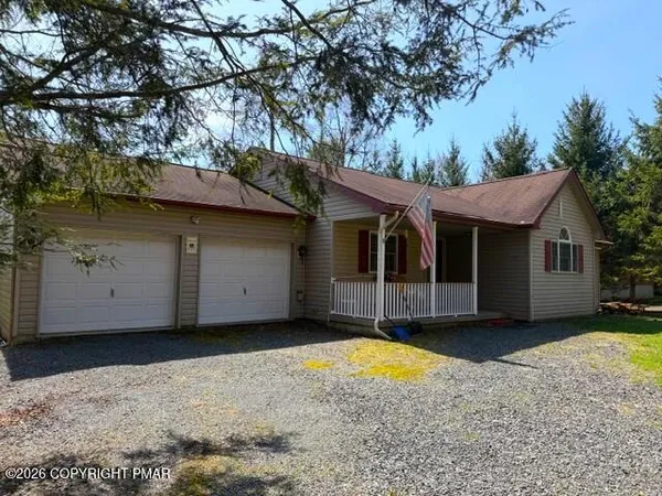 $3,100 | 2195 North Estates Drive, Pocono Summit, PA 18346