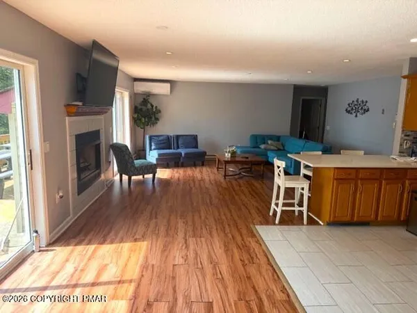 $3,100 | 2195 North Estates Drive, Pocono Summit, PA 18346