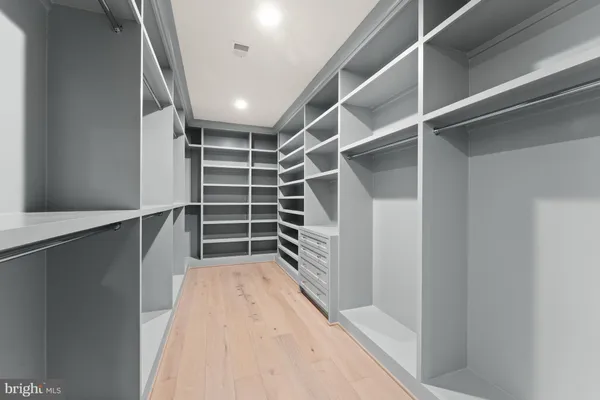 $6,495,000 | 8230 Weller Avenue, McLean, VA 22102