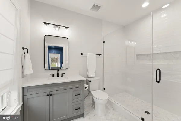 $6,495,000 | 8230 Weller Avenue, McLean, VA 22102