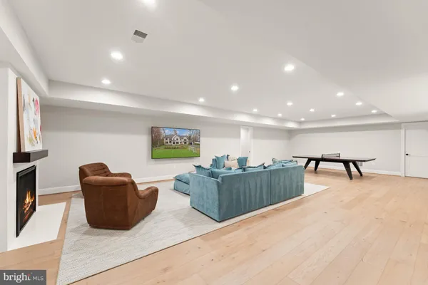 $6,495,000 | 8230 Weller Avenue, McLean, VA 22102