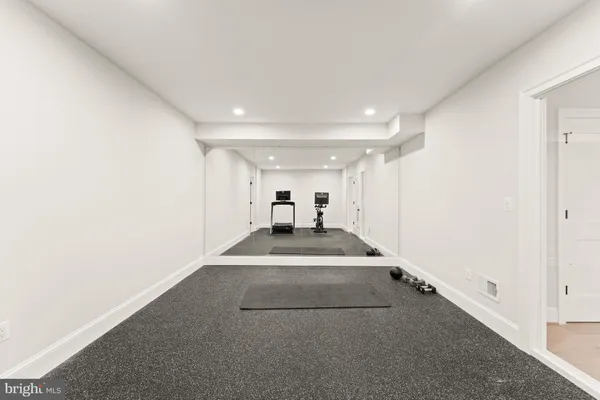 $6,495,000 | 8230 Weller Avenue, McLean, VA 22102