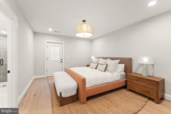 $6,495,000 | 8230 Weller Avenue, McLean, VA 22102