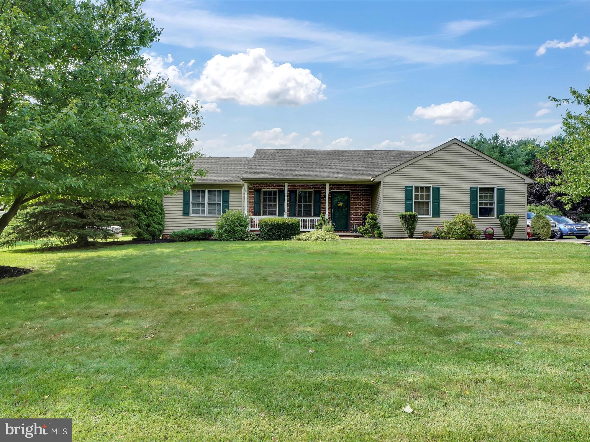 259 Lauschtown Road Denver, PA 17517 - Photo 1 of 28 Front View