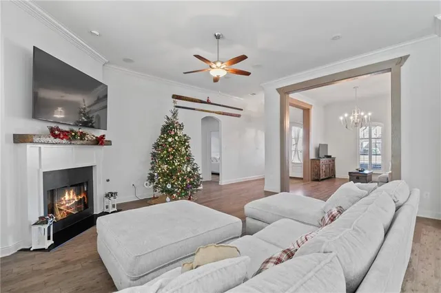 $535,000 | 517 Belle Pointe Loop, Madisonville, LA 70447