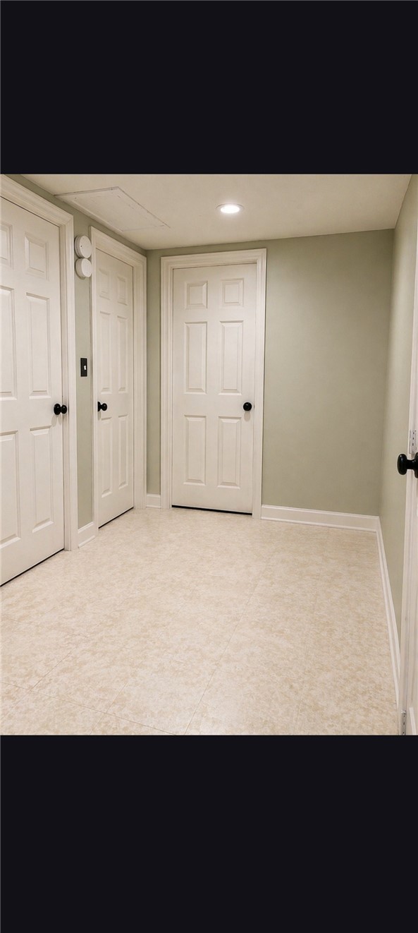 12629 Presbyterian Road Ridgeway, NY 14479 - Photo 19 of 29 upstairs hallway