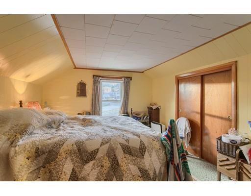72 Varnum Road Dracut, MA 01826 - Photo 12 of 30