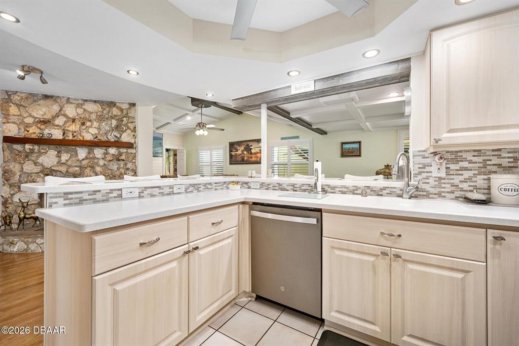4708 Dixie Drive Ponce Inlet, FL 32127 - Photo 13 of 64