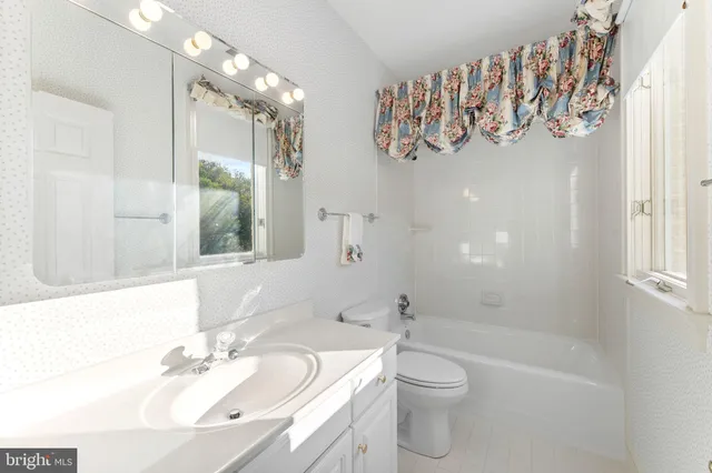 $2,750,000 | 8709 Crider Brook Way, Potomac, MD 20854