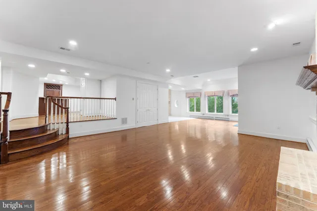 $2,750,000 | 8709 Crider Brook Way, Potomac, MD 20854