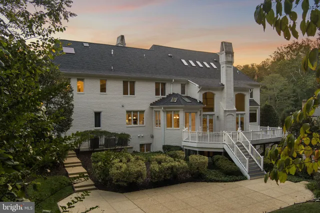 $2,750,000 | 8709 Crider Brook Way, Potomac, MD 20854