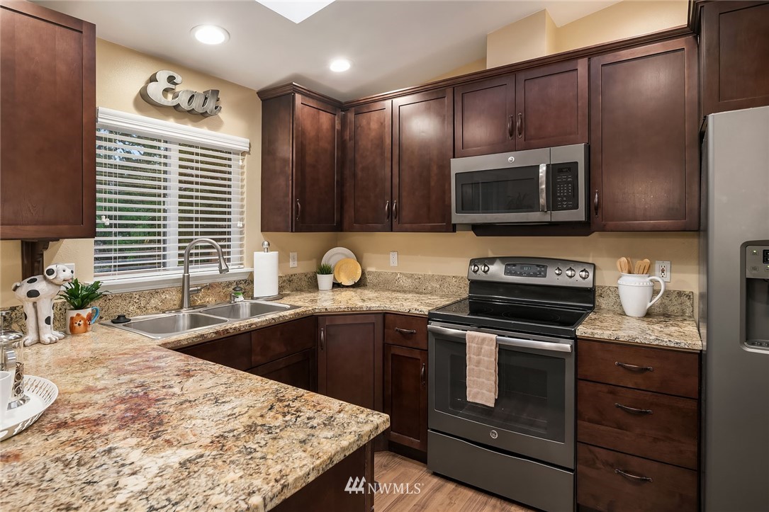 17426 Mountain View Road Southeast Monroe, WA 98272 - Photo 11 of 25 Gallery Image 11