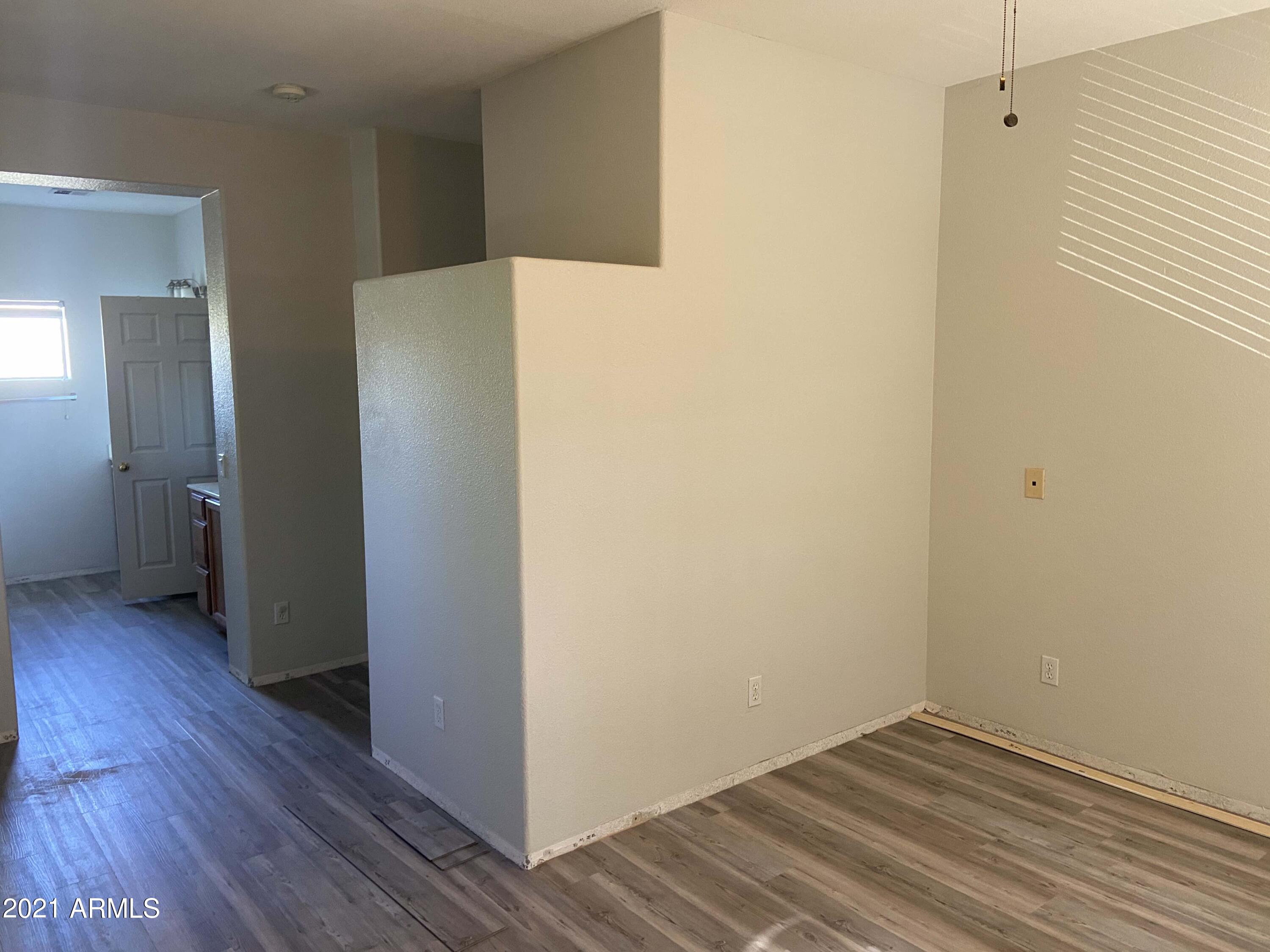 2929 North 37th Street, Unit 1 Phoenix, AZ 85018 - Photo 8 of 17 MASTER BEDROOM 2