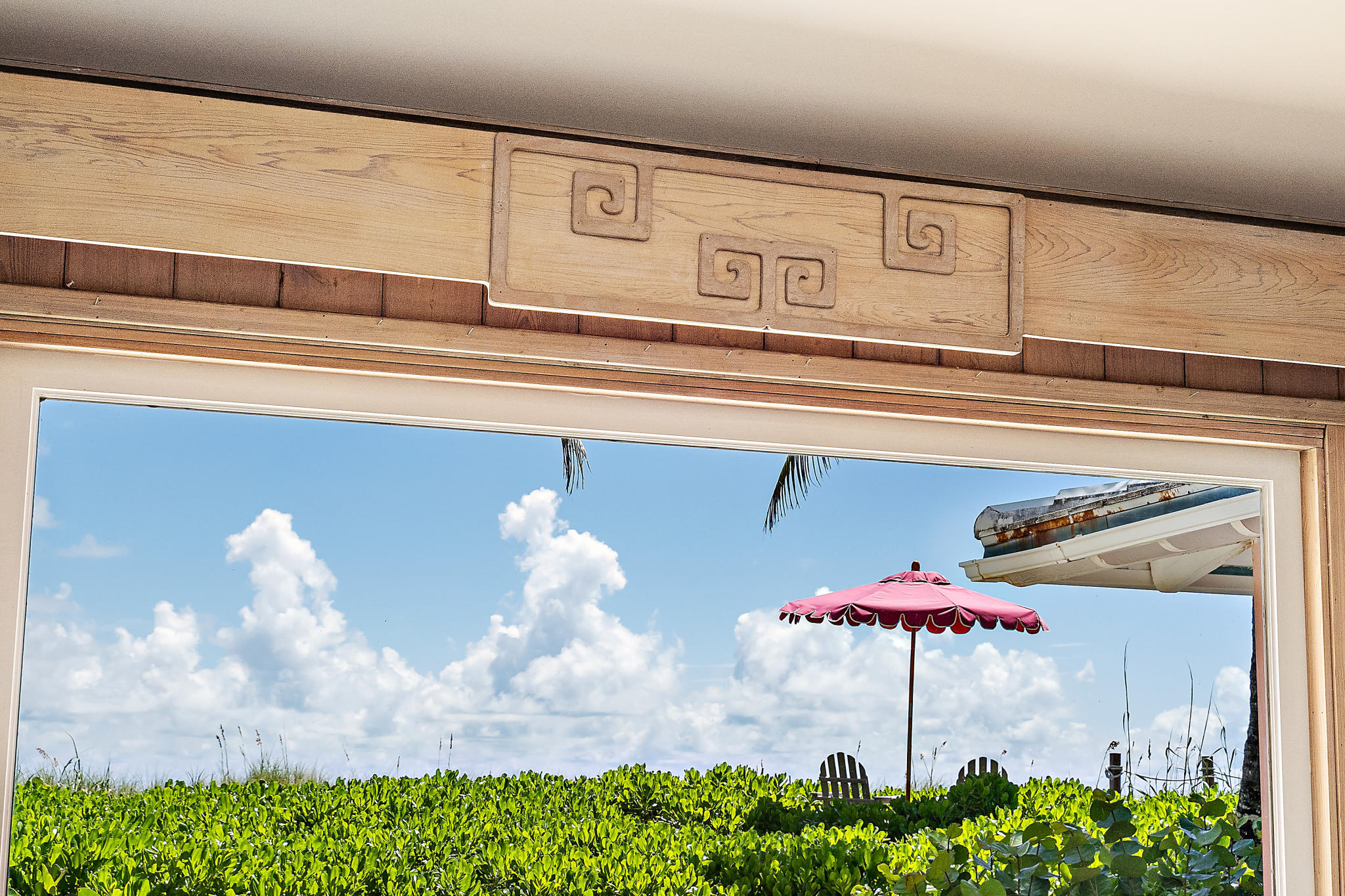 55 North Beach Road Hobe Sound, FL 33455 - Photo 18 of 64 living room window