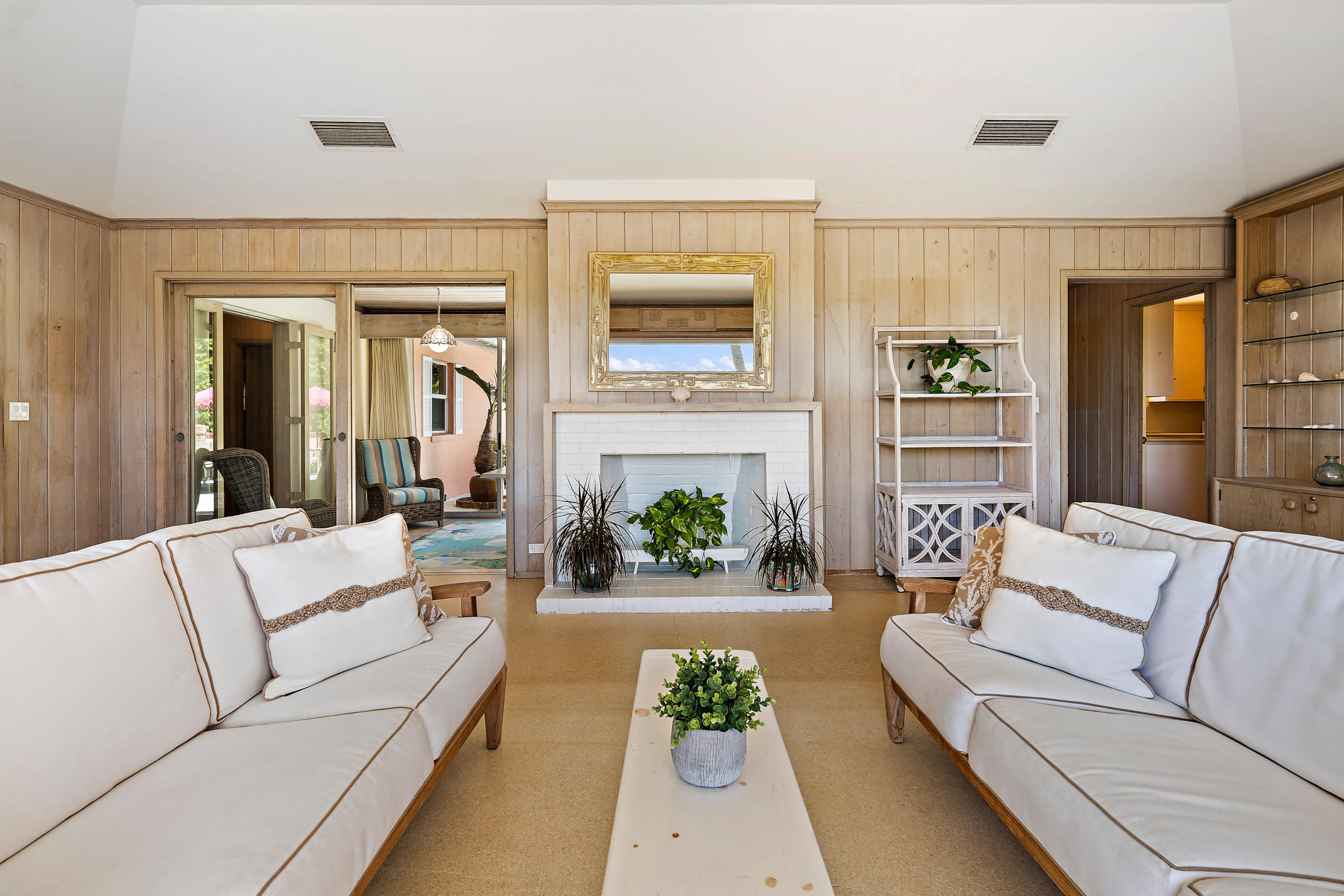 55 North Beach Road Hobe Sound, FL 33455 - Photo 19 of 64 fireplace