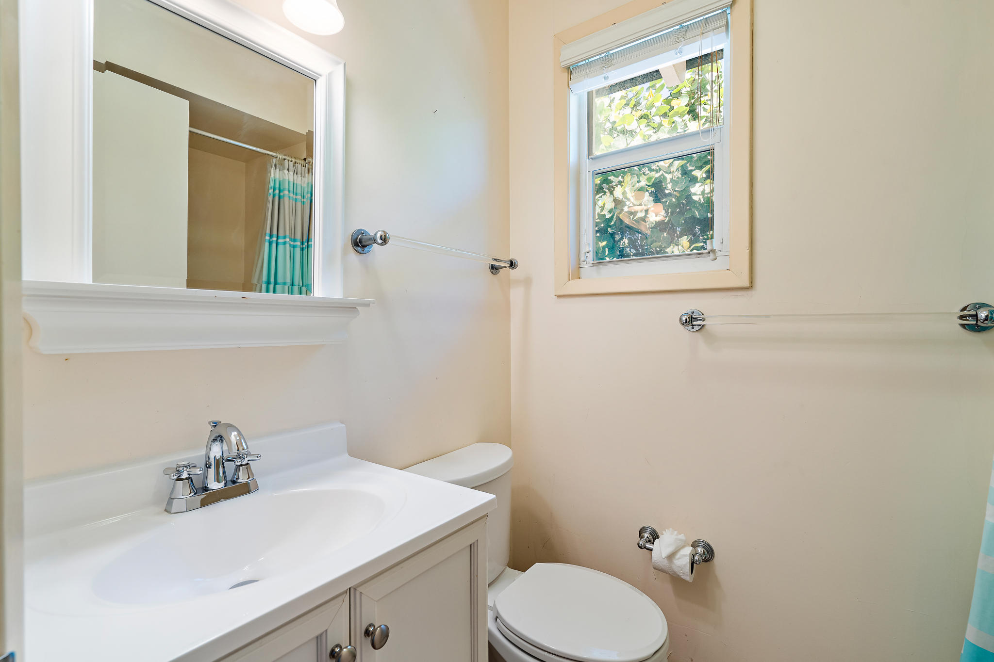 55 North Beach Road Hobe Sound, FL 33455 - Photo 29 of 64 full bath 5th bed