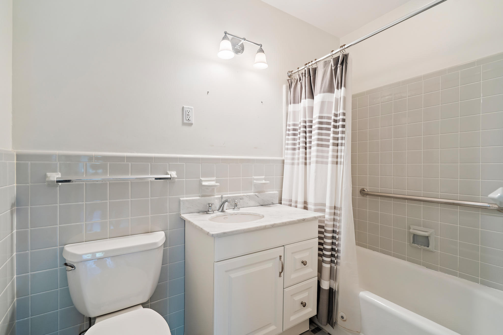 55 North Beach Road Hobe Sound, FL 33455 - Photo 49 of 64 master bedroom