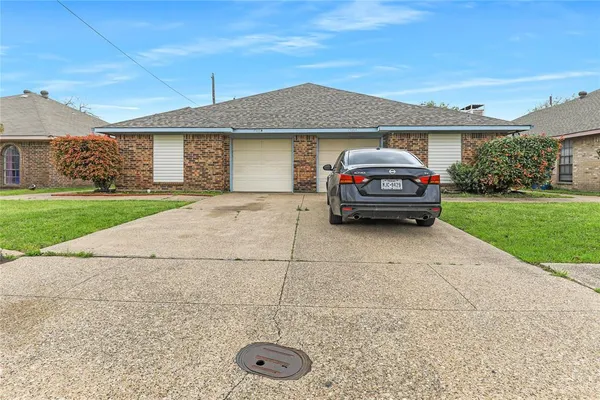 $485,000 | 7506 Amherst Drive, Unit A & B, Rowlett, TX 75088