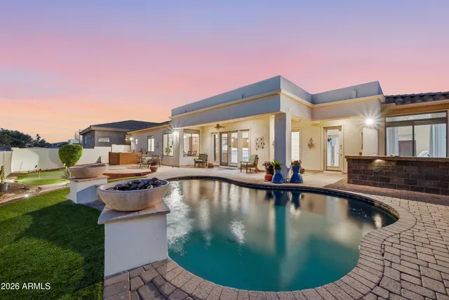 $900,000 | 1516 East South Mountain Avenue, Phoenix, AZ 85042