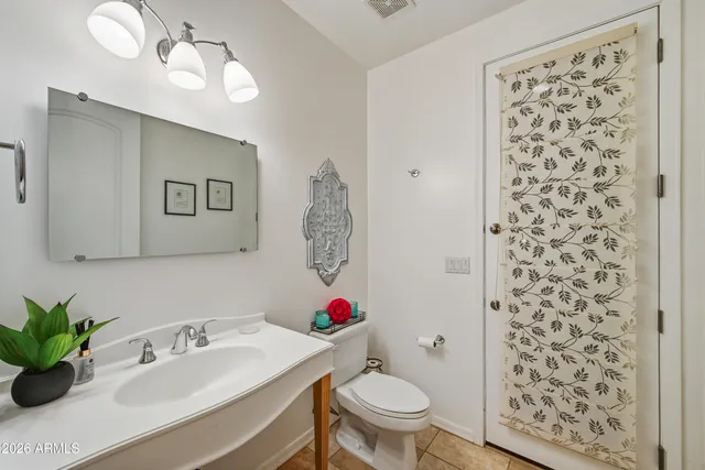 $900,000 | 1516 East South Mountain Avenue, Phoenix, AZ 85042