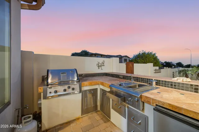 $900,000 | 1516 East South Mountain Avenue, Phoenix, AZ 85042