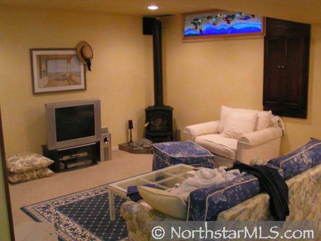 1690 Celia Road St. Paul, MN 55118 - Photo 3 of 10 Gallery Image 3