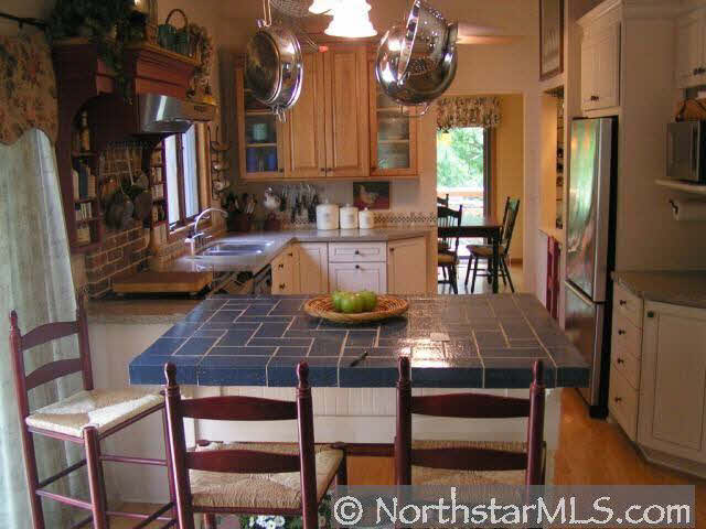 1690 Celia Road St. Paul, MN 55118 - Photo 4 of 10 Gallery Image 4