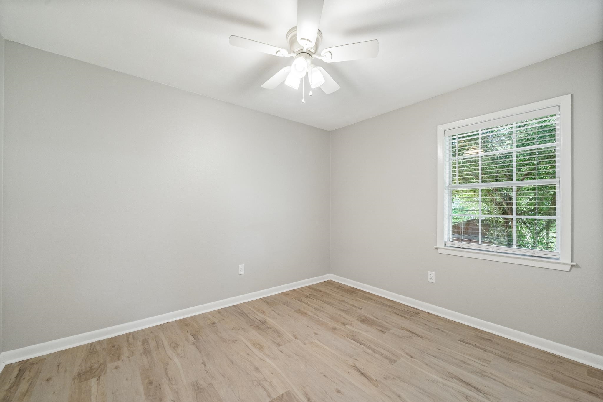 208 West Sycamore Avenue Foley, AL 36535 - Photo 14 of 21