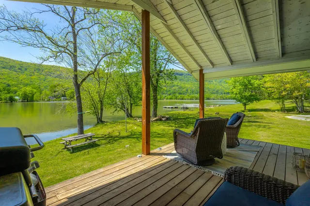 $440,000 | 9794 Mullins Cove Road, Whitwell, TN 37397