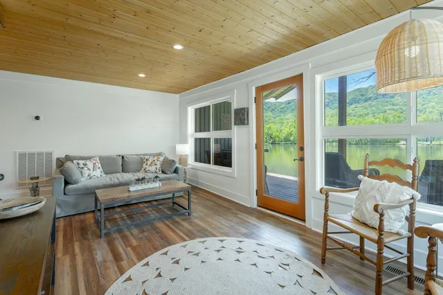 $440,000 | 9794 Mullins Cove Road, Whitwell, TN 37397