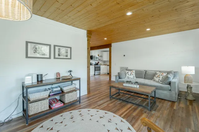 $440,000 | 9794 Mullins Cove Road, Whitwell, TN 37397