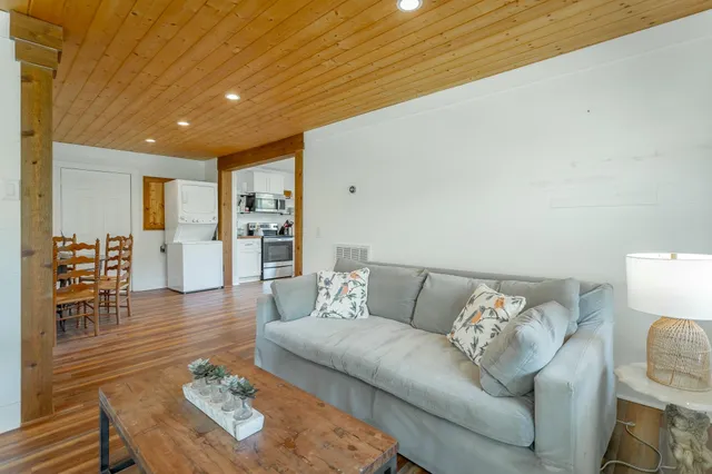 $440,000 | 9794 Mullins Cove Road, Whitwell, TN 37397