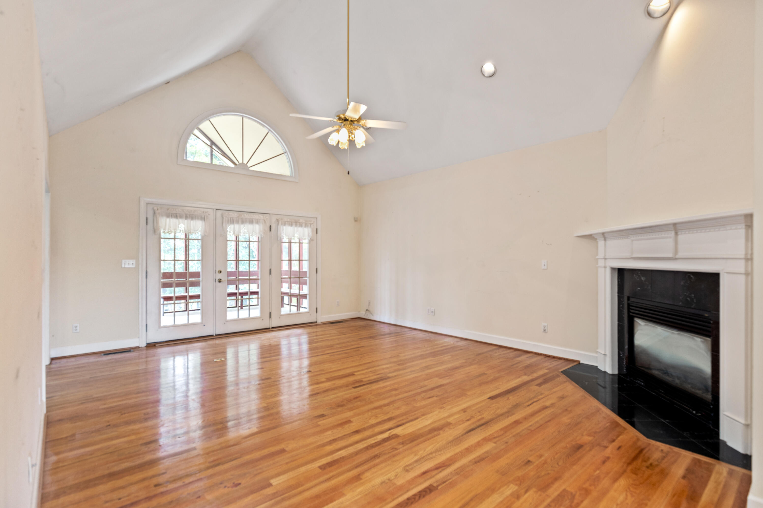 9727 Shadow Valley Circle Chattanooga, TN 37421 - Photo 17 of 53 9727 SHADOW VALLEY CIR
