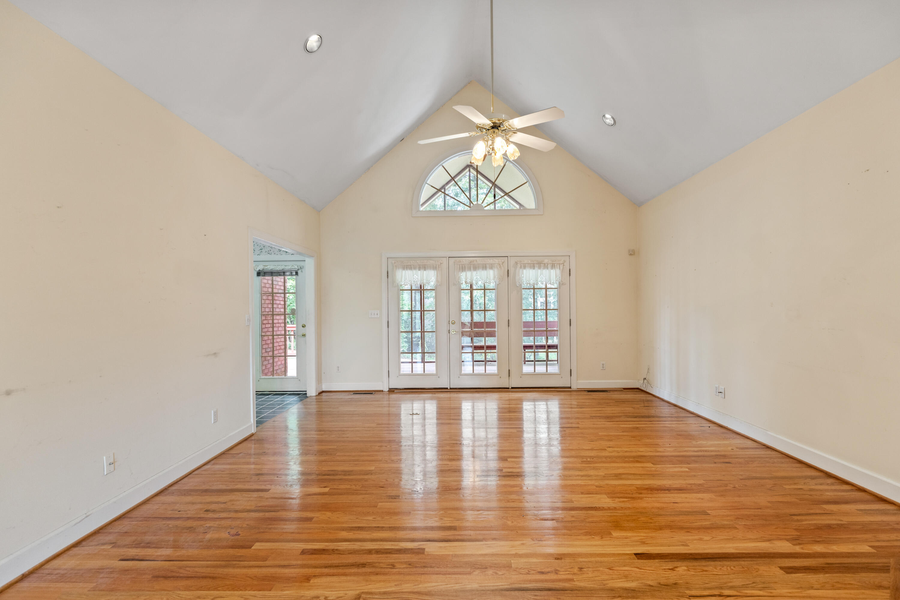 9727 Shadow Valley Circle Chattanooga, TN 37421 - Photo 18 of 53 9727 SHADOW VALLEY CIR