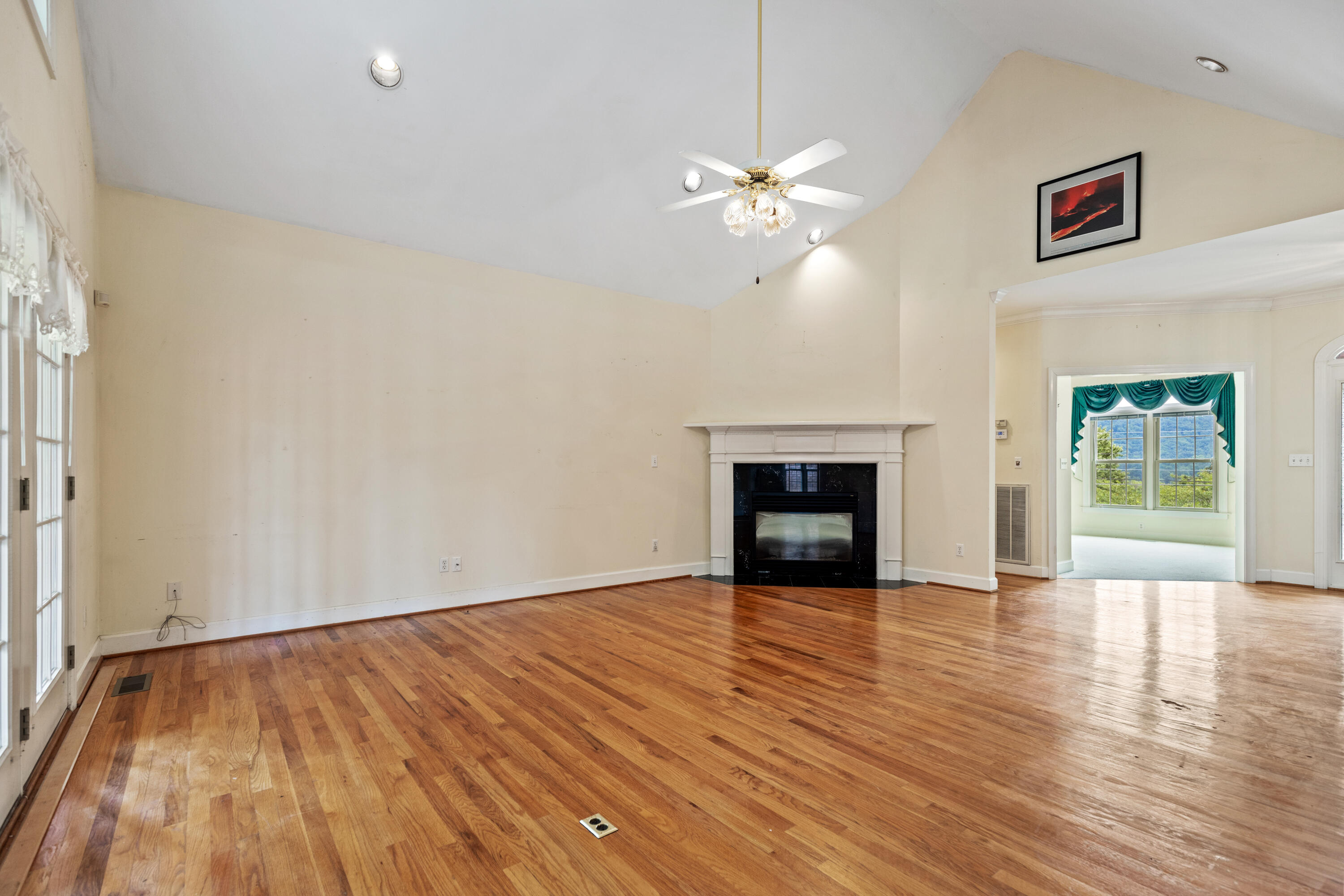 9727 Shadow Valley Circle Chattanooga, TN 37421 - Photo 20 of 53 9727 SHADOW VALLEY CIR