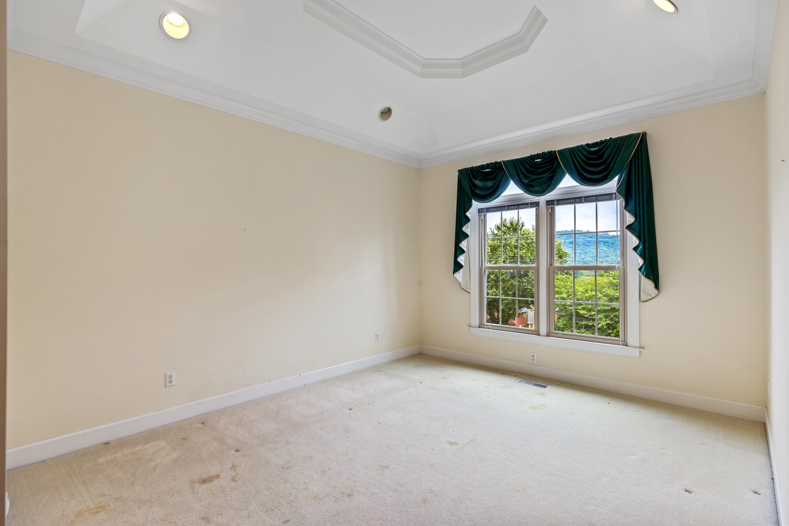 9727 Shadow Valley Circle Chattanooga, TN 37421 - Photo 22 of 53 9727 SHADOW VALLEY CIR