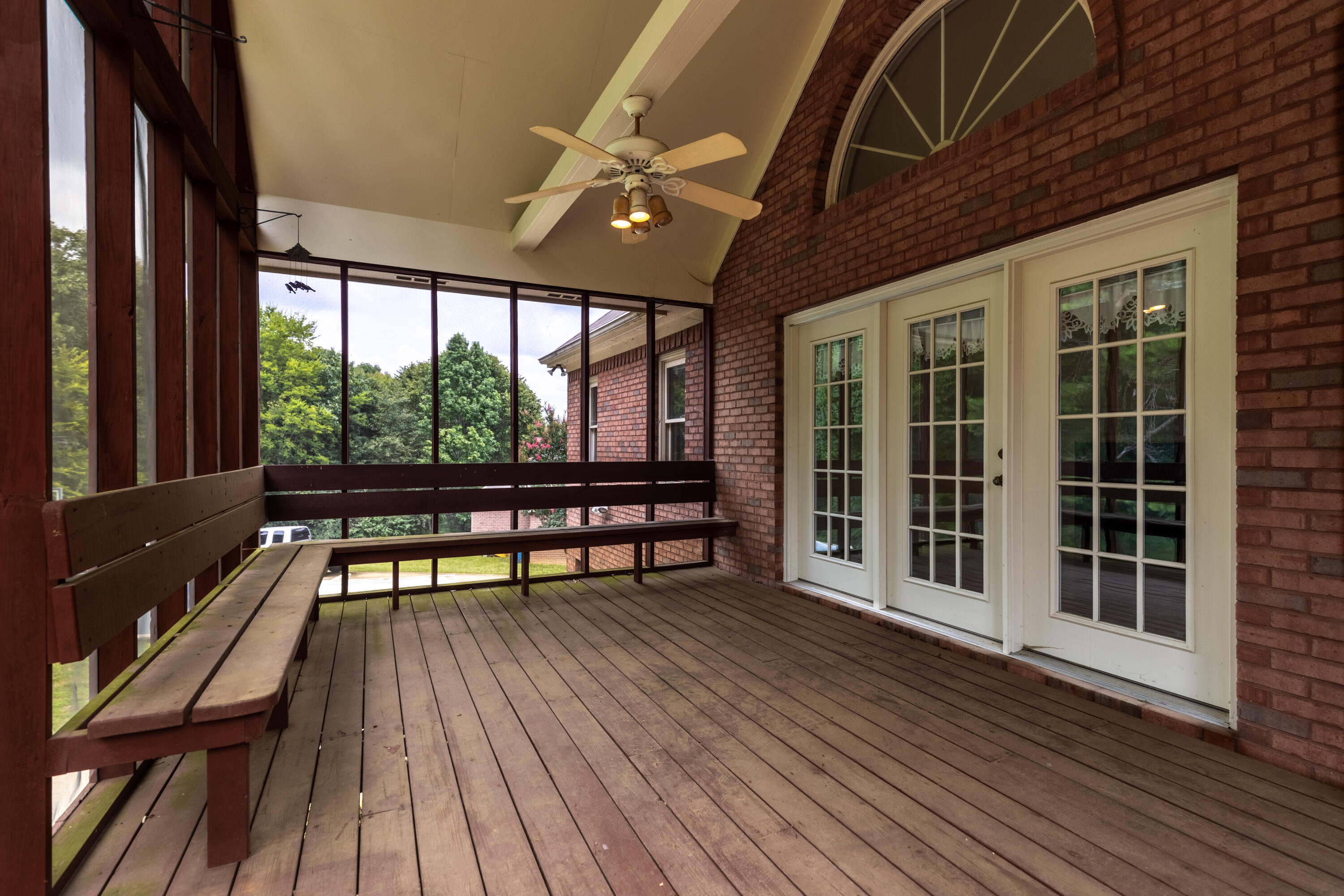 9727 Shadow Valley Circle Chattanooga, TN 37421 - Photo 6 of 53 9727 SHADOW VALLEY CIR