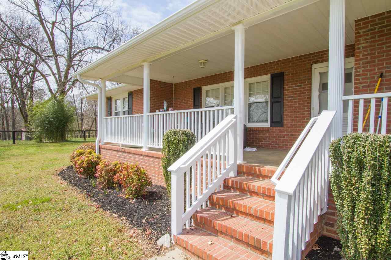 213 Elrod Road Piedmont, SC 29673 - Photo 4 of 29 Gallery Image 4