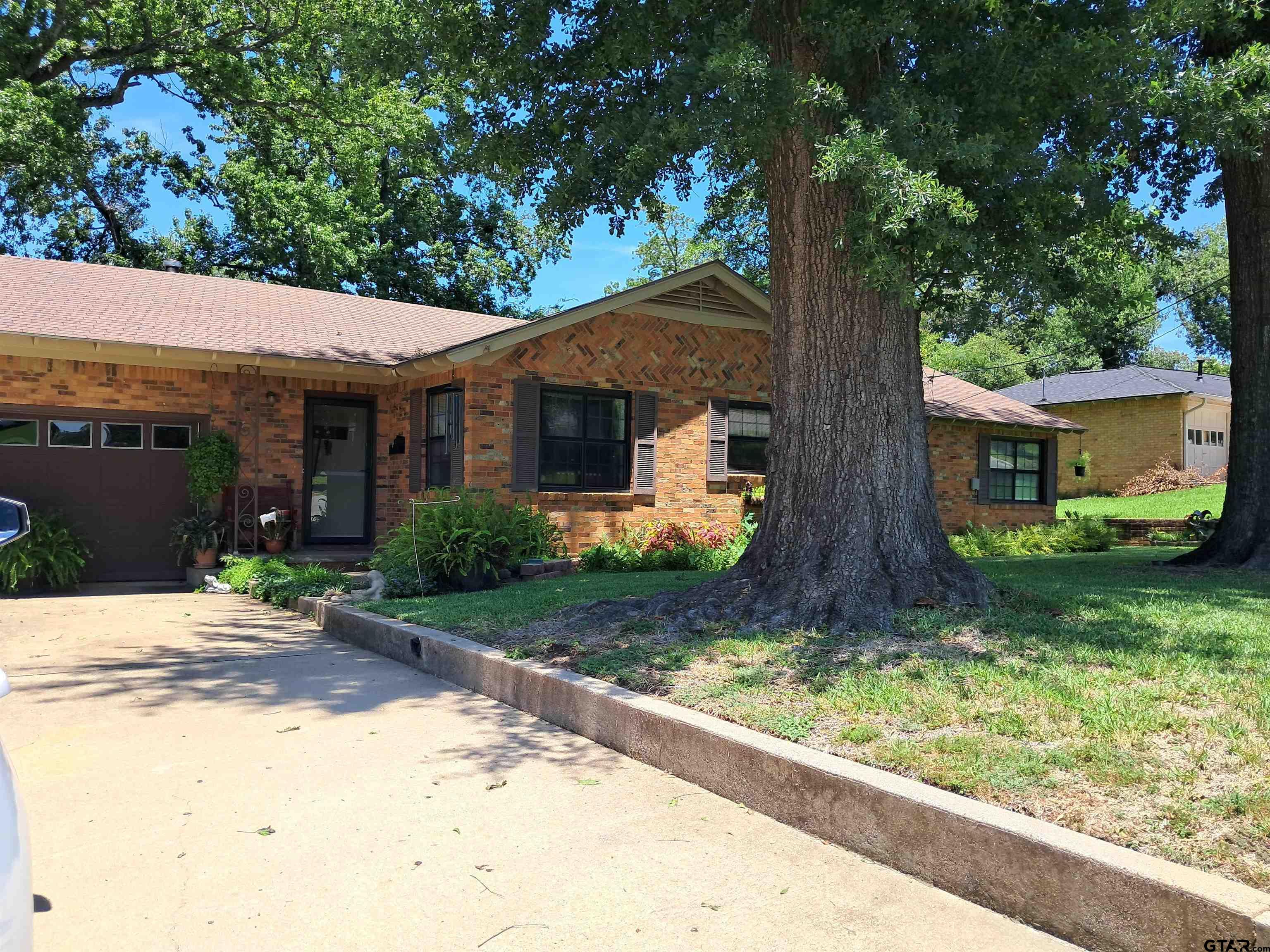 736 East Dulse Street Tyler, TX 75701 - Photo 1 of 14