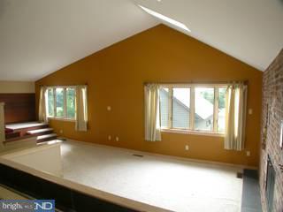 1205 Lindenhurst Road Newtown, PA 18940 - Photo 6 of 6 Gallery Image 6