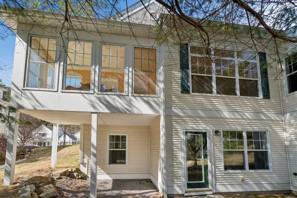 $629,000 | 18 Linden Drive, Lebanon, NH 03784