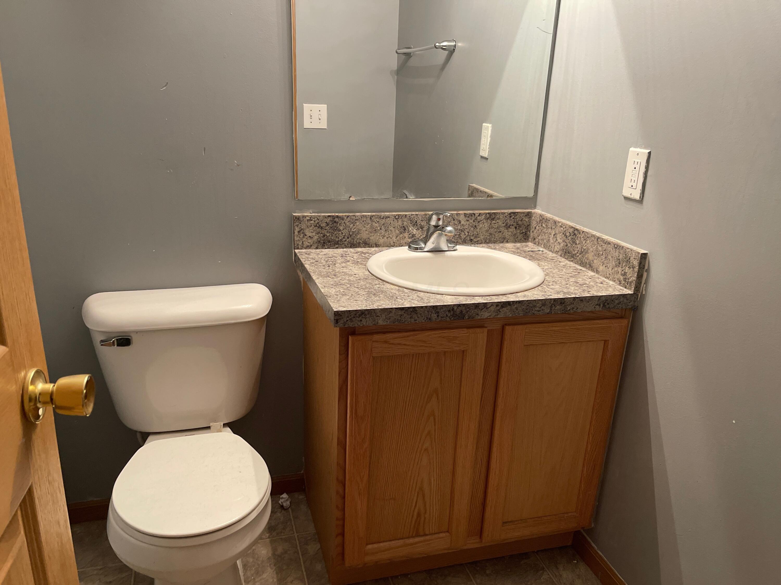 8322 Bruntsfield Road Columbus, OH 43235 - Photo 13 of 14 IMG_1670_inPixio