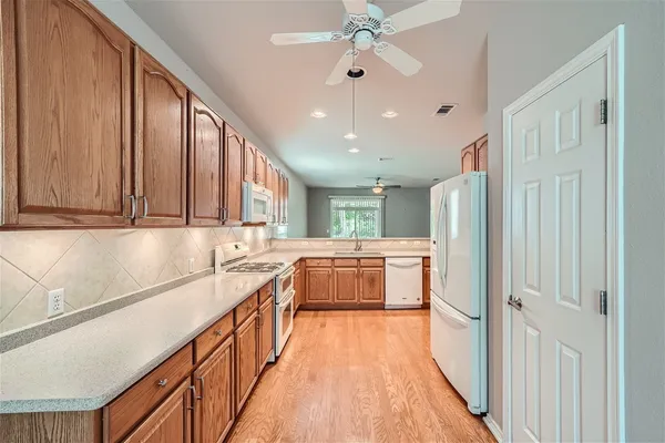 $2,500 | 120 Muir Court, Georgetown, TX 78633