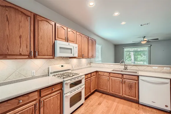 $2,500 | 120 Muir Court, Georgetown, TX 78633