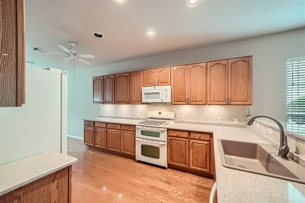$2,500 | 120 Muir Court, Georgetown, TX 78633
