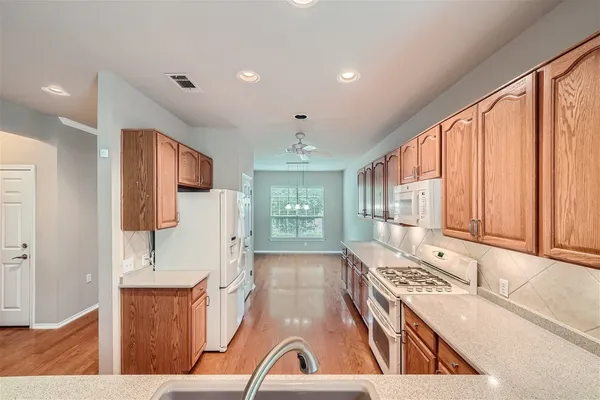 $2,500 | 120 Muir Court, Georgetown, TX 78633