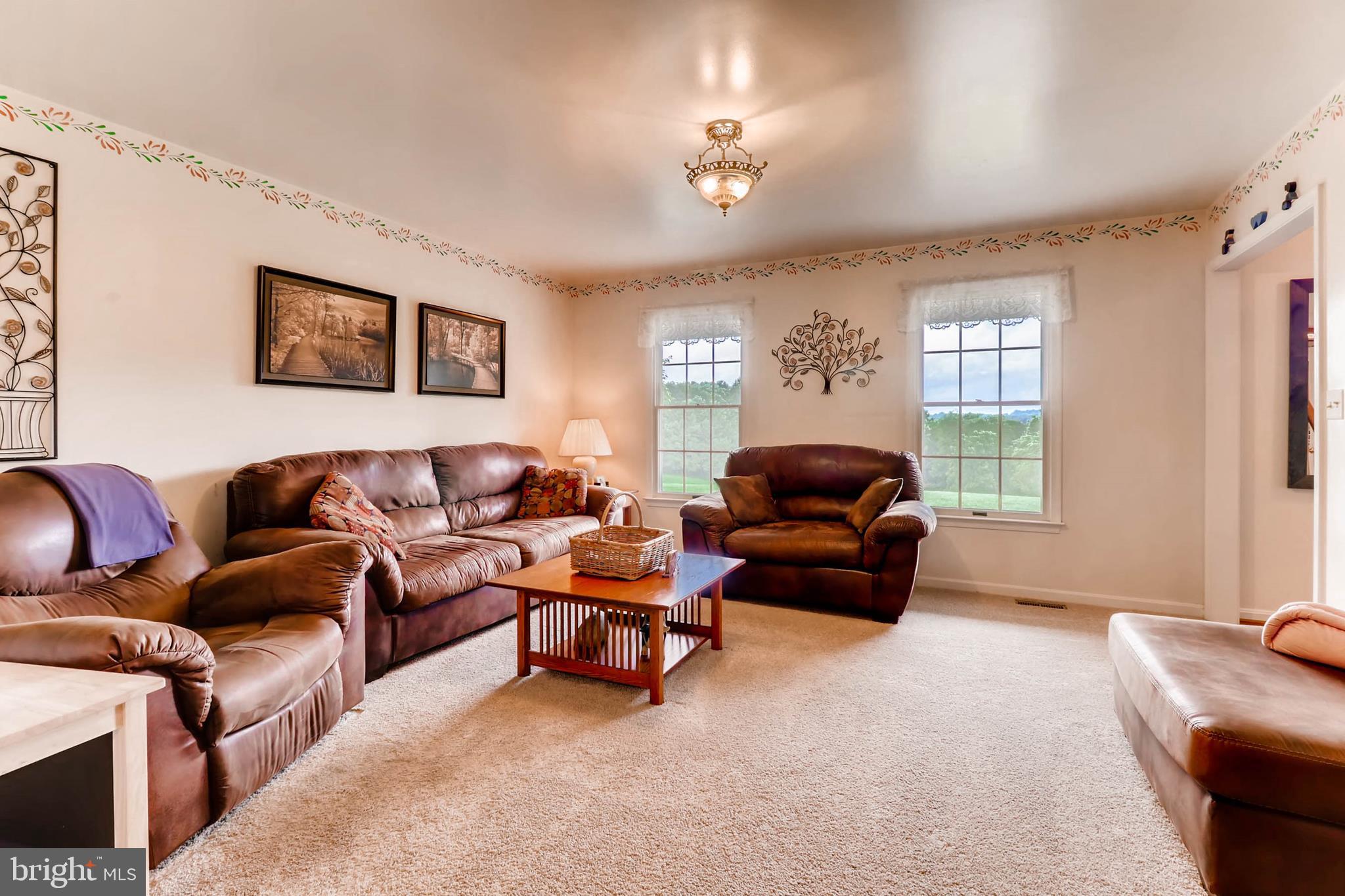1485 Bloom Road Westminster, MD 21157 - Photo 14 of 33 Family Room